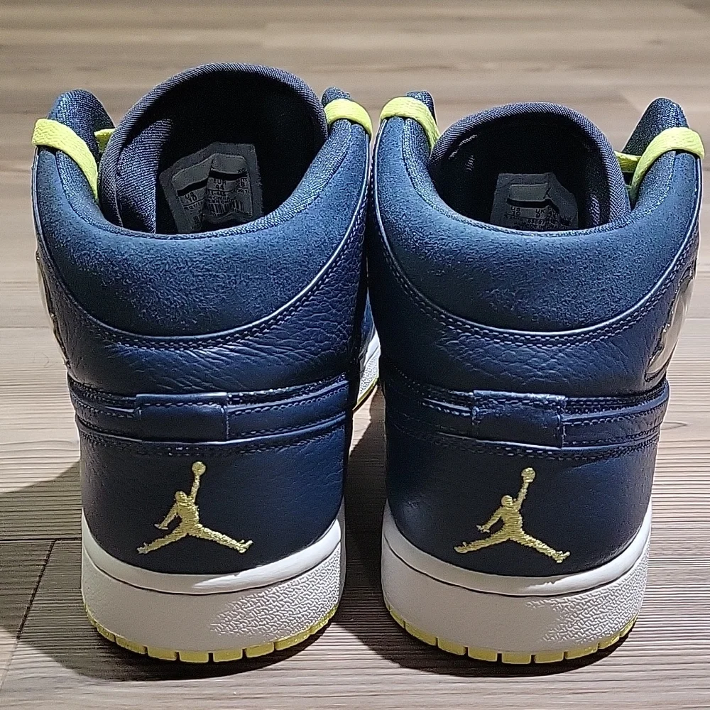 AIR JORDAN 1 RETRO 97 TXT - Picture 6 of 11